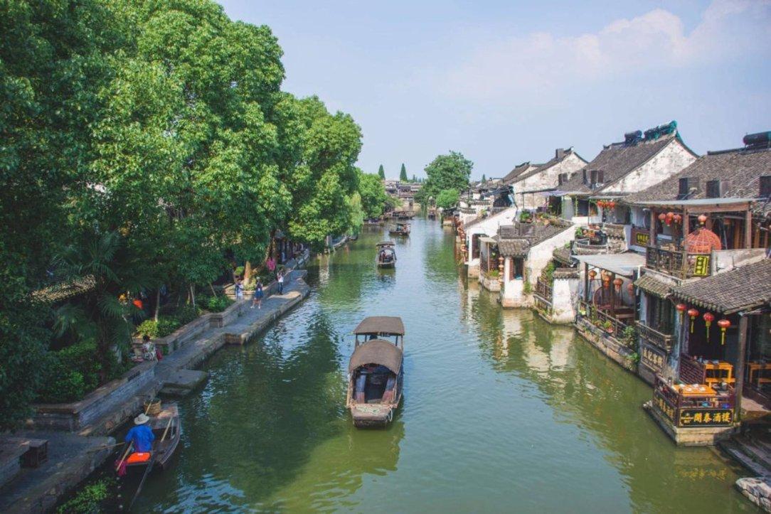 专注交流解答,一间拥挤的教室英语?是你的58问答选择